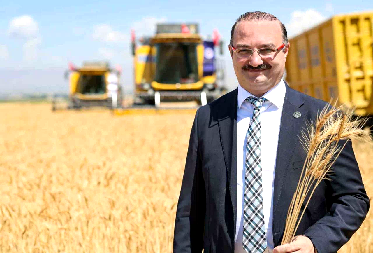 Rektör Hacımüftüoğlu: “Tarım, geleceğe umut ekmektir”