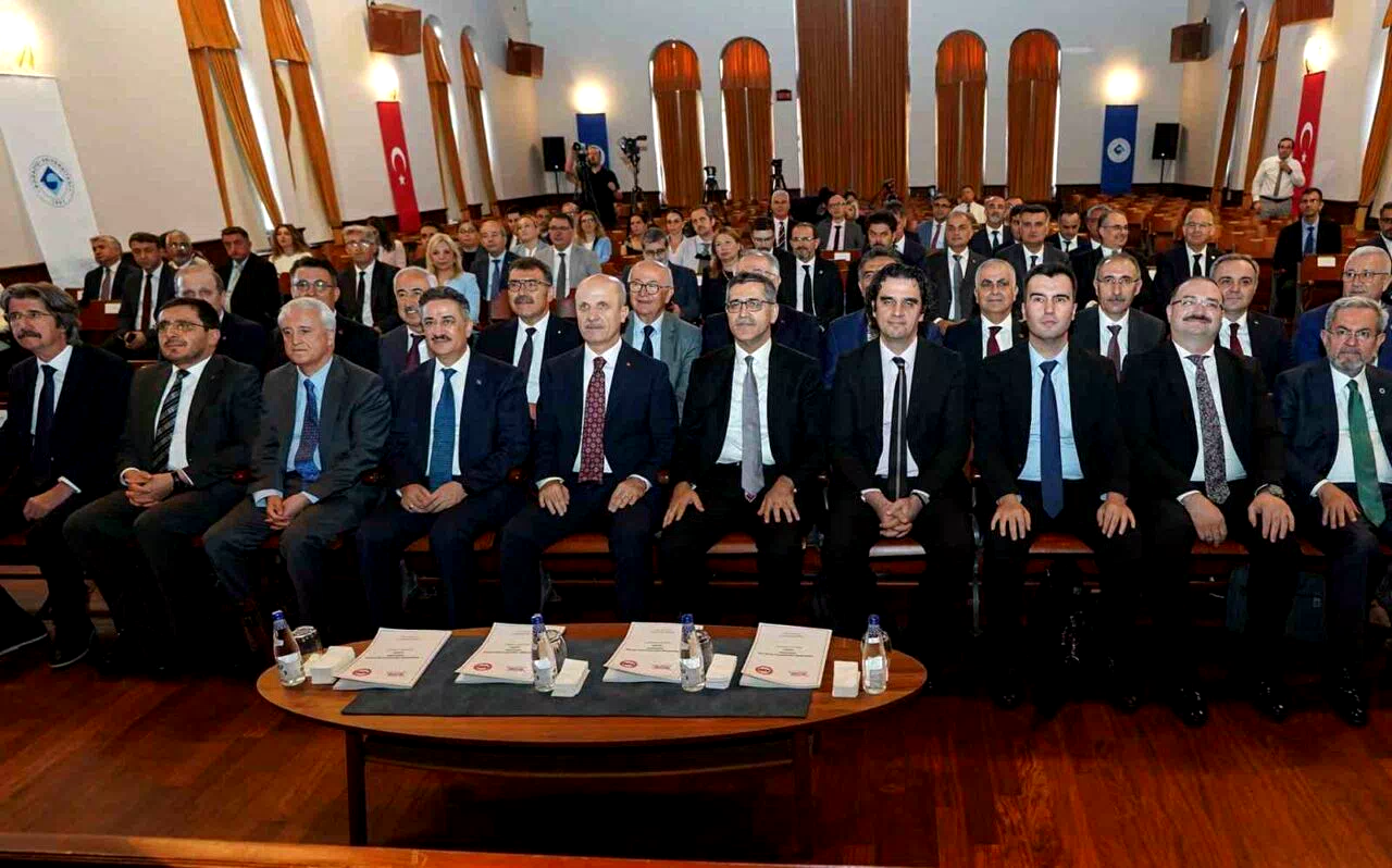 Rektör Hacımüftüoğlu: “Üniversitelerimiz, YÖK Liderliğinde Stratejik Adımlar Atıyor”