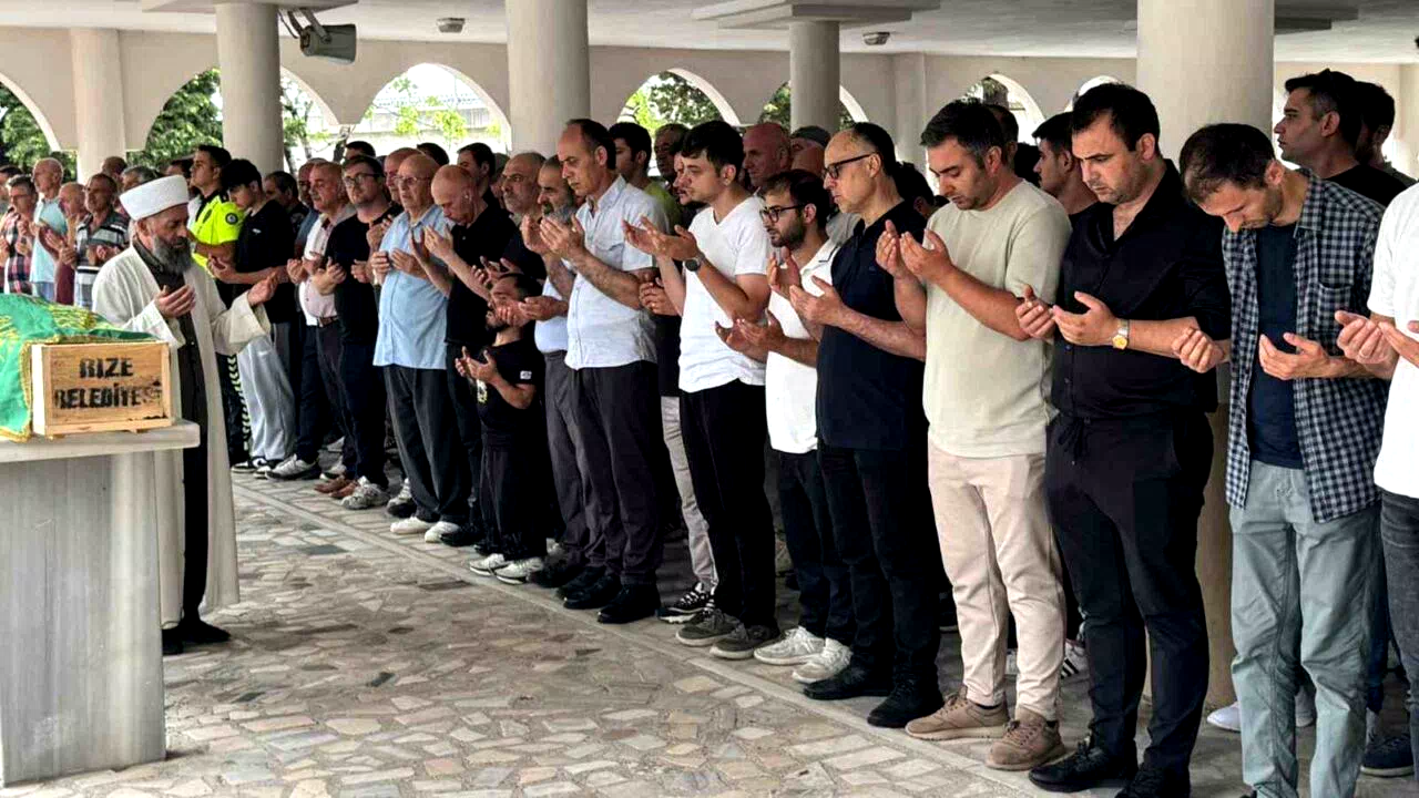 Rize’deki kazada hayatını kaybeden kadının cenazesi Artvin’e gönderildi