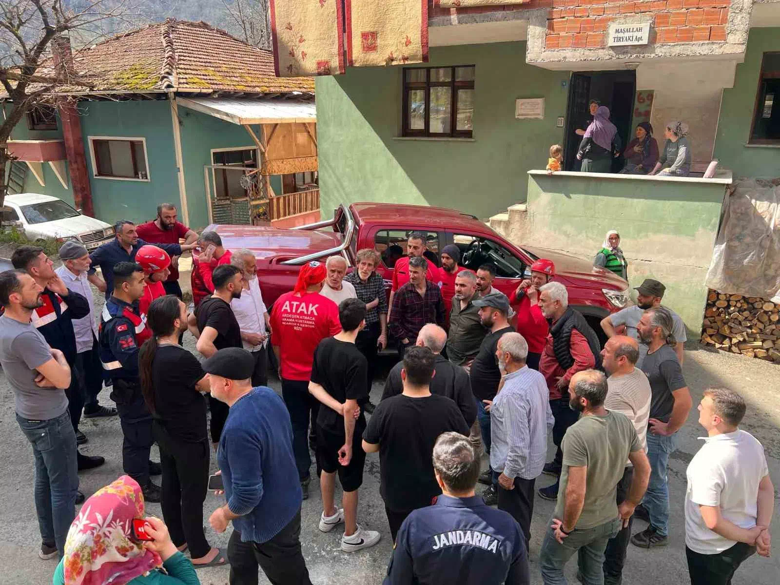 Rizede sahur vakti evinden ayrılan ve bir daha dönemeyen vatandaş ekipler tarafından bulundu.