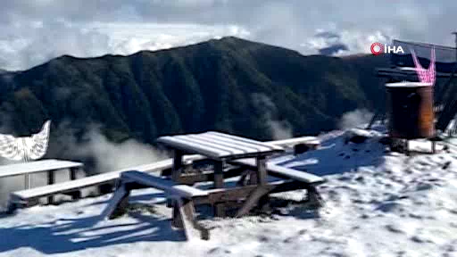 Rize’nin yayları beyaza büründü
