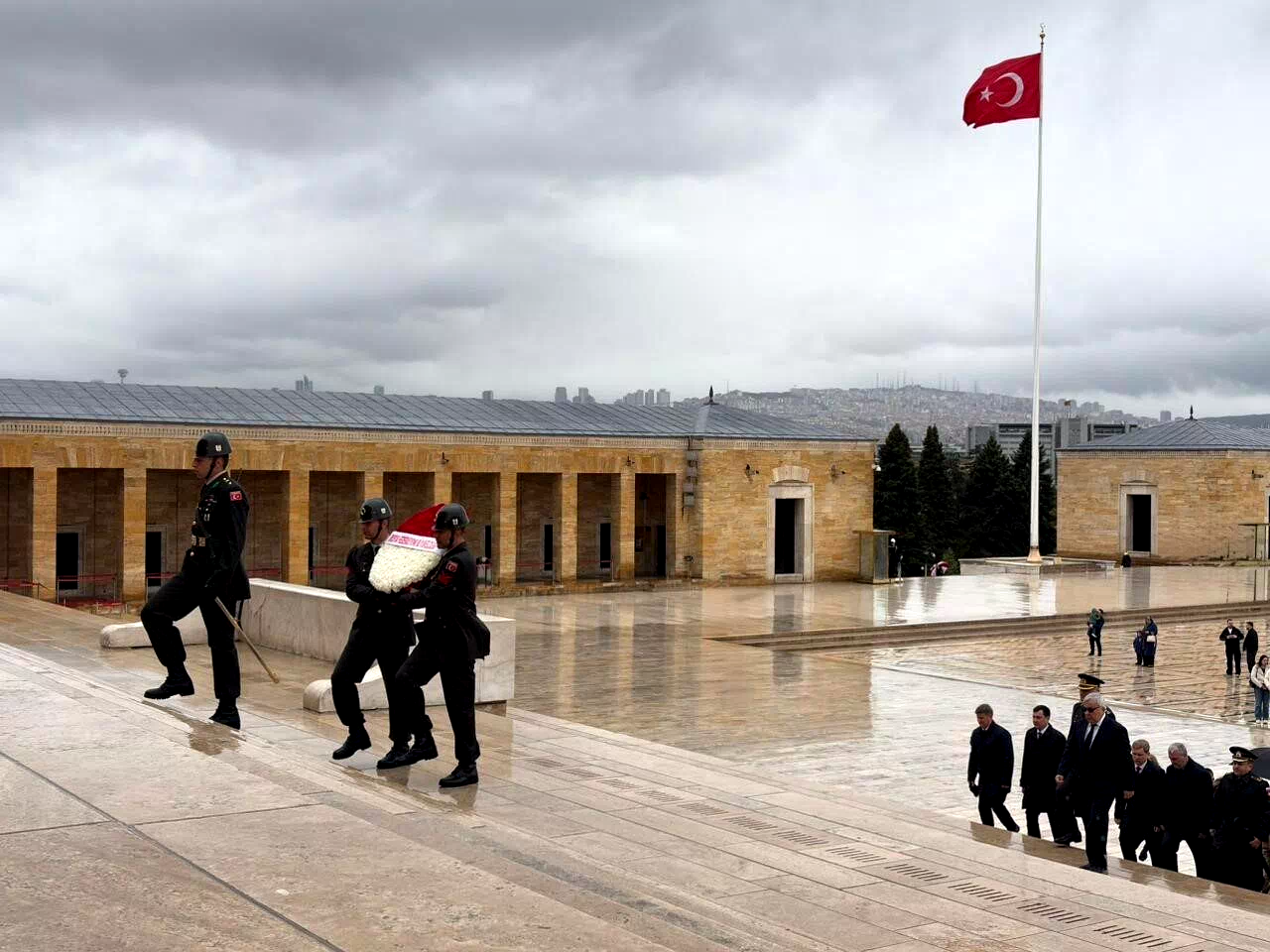 Rusya’nın Ankara Büyükelçisi Vershinin’den Anıtkabir’e ziyaret