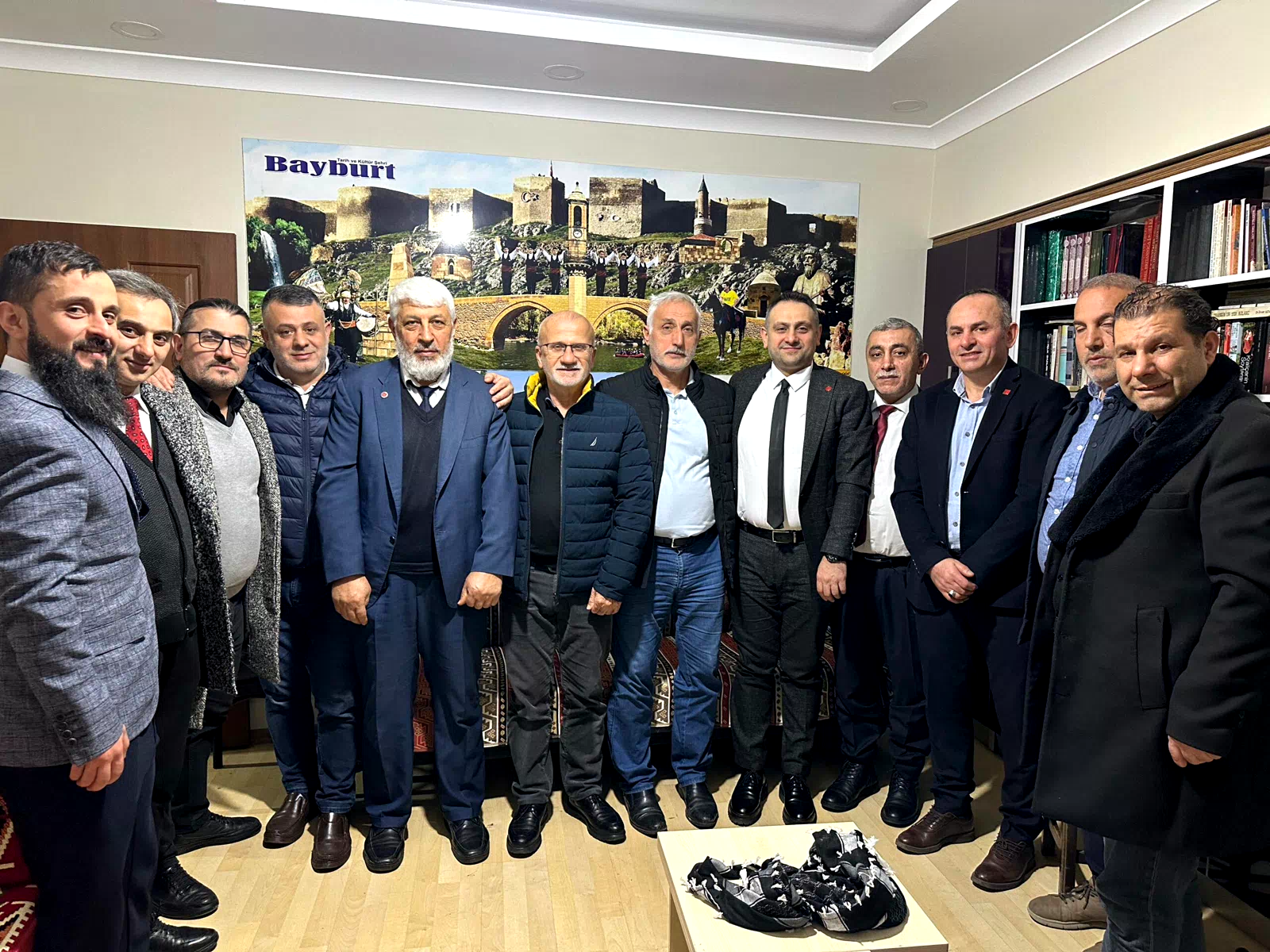 Saadet Partisi Ortahisar İlçe Başkanı Burak Turhan Trabzon’da ki hemşehri derneklerini ziyaret etti