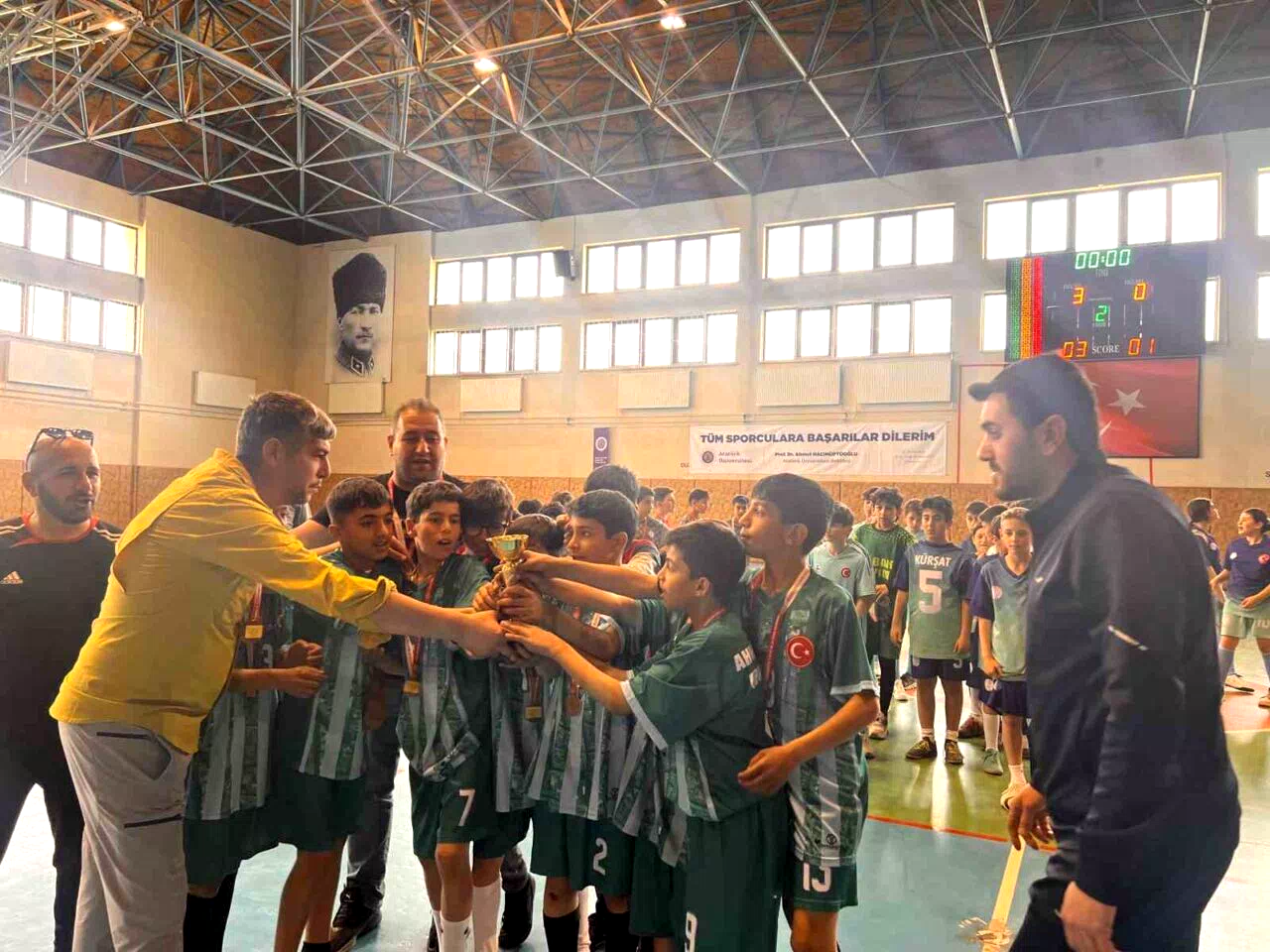 Sabancı çifte şampiyon