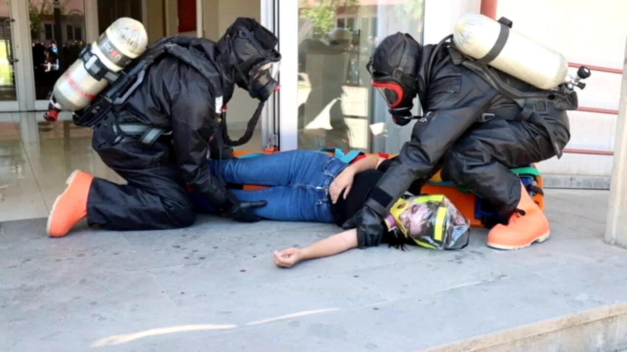 Sağlık Hizmetleri MYO’da KBRN ve yangın tatbikatı gerçekleştirildi