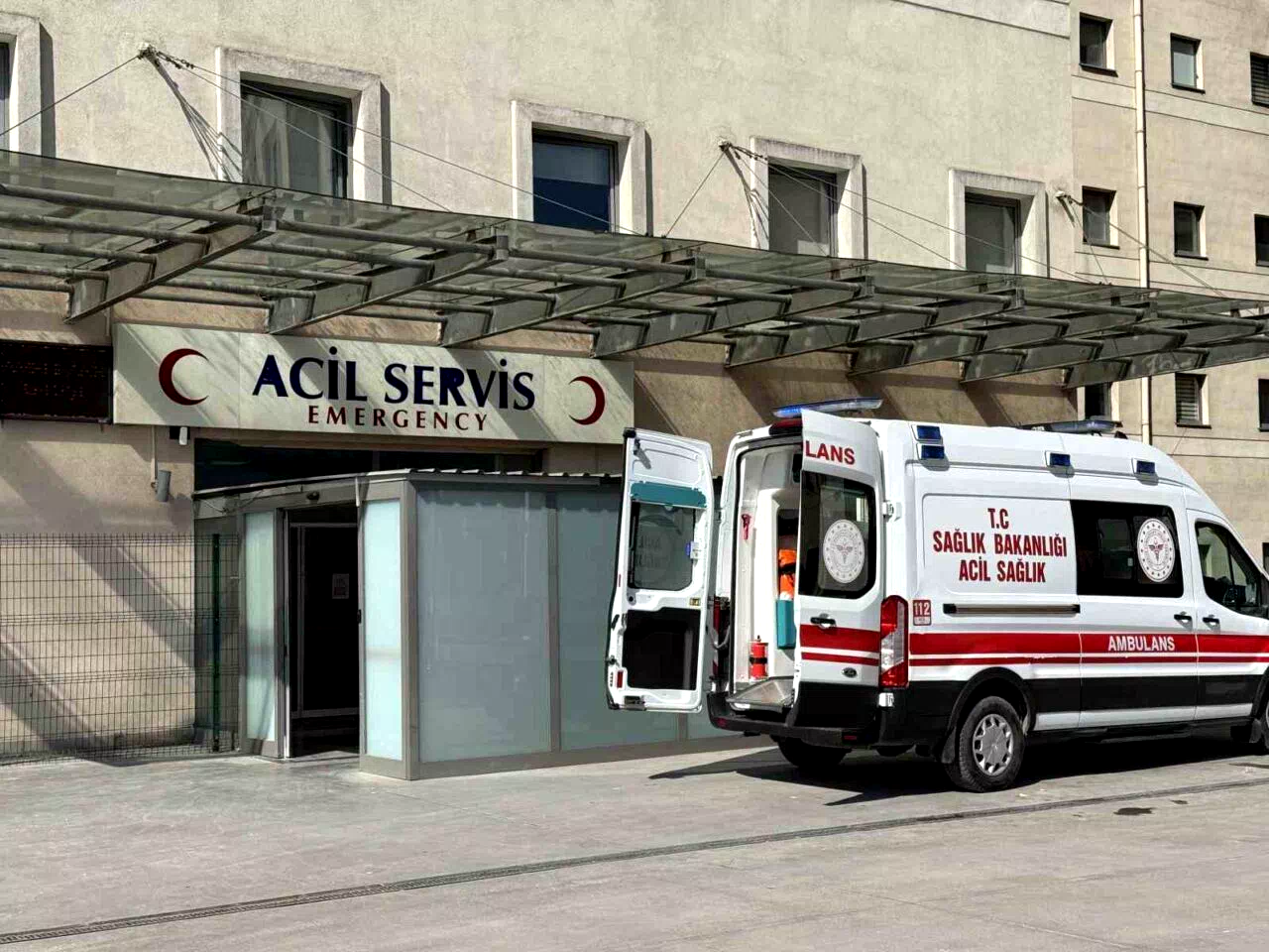 Sahibi olduğu restoranda silahlı saldırıya uğradı