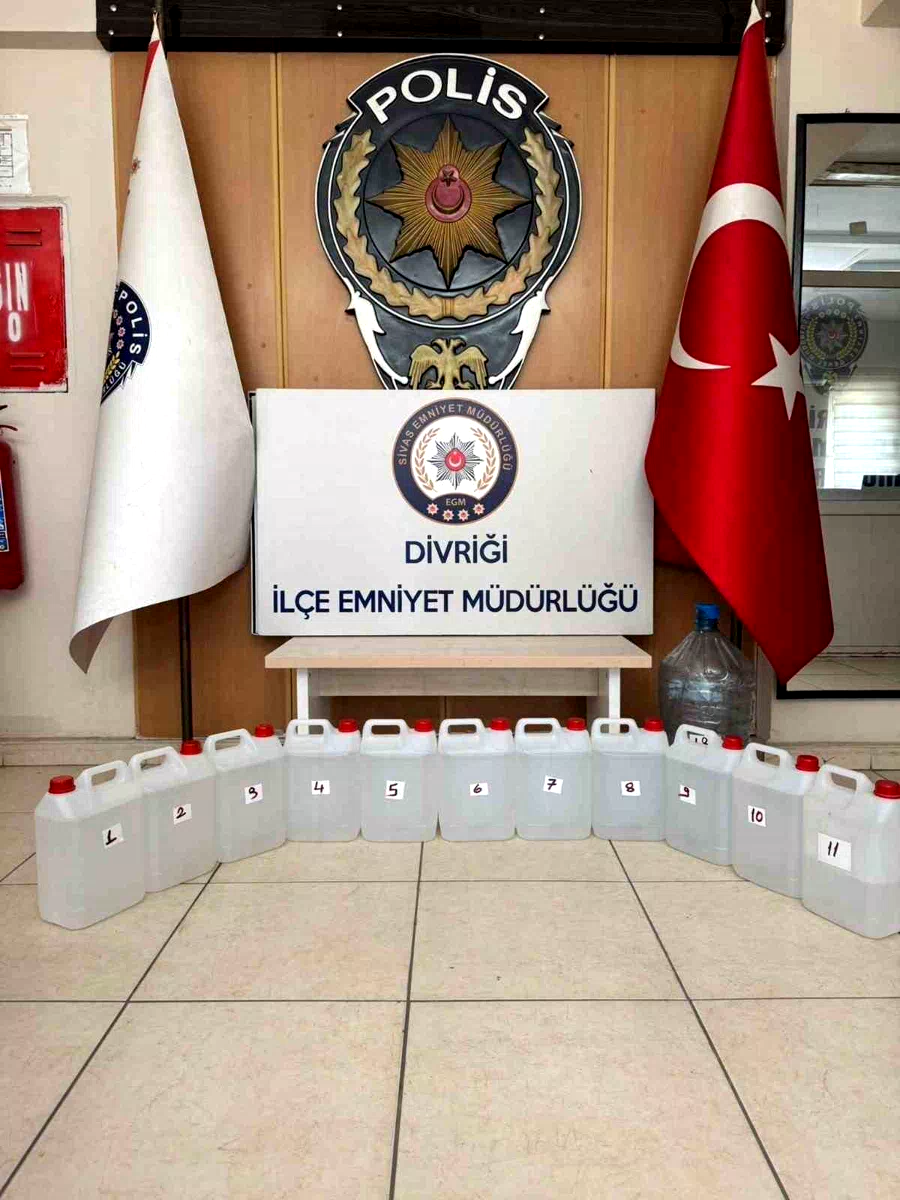 Sahte alkollü içki yapımında kullanılan binlerce litre etil alkol ele geçirildi