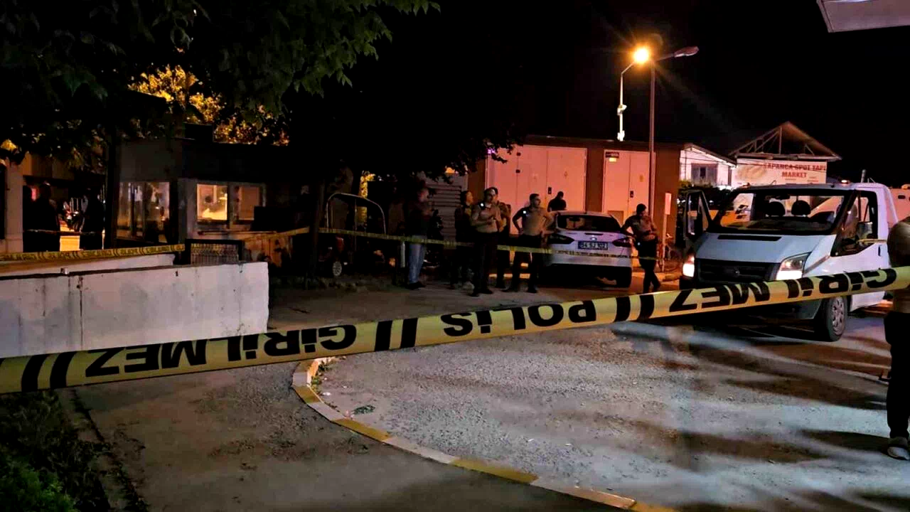 Sakarya’da hastane bahçesinde silahlı kavga: 1 ölü