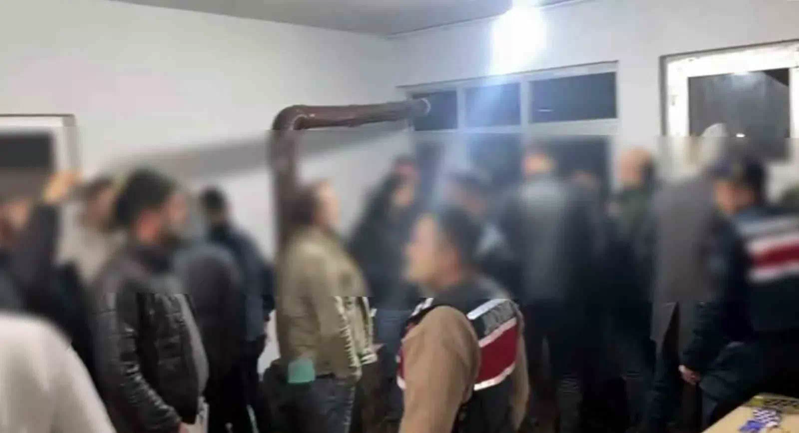 Sakarya’da Kaçak Kumar Operasyonu: 66 Kişiye 610 Bin 302 TL Cezası!