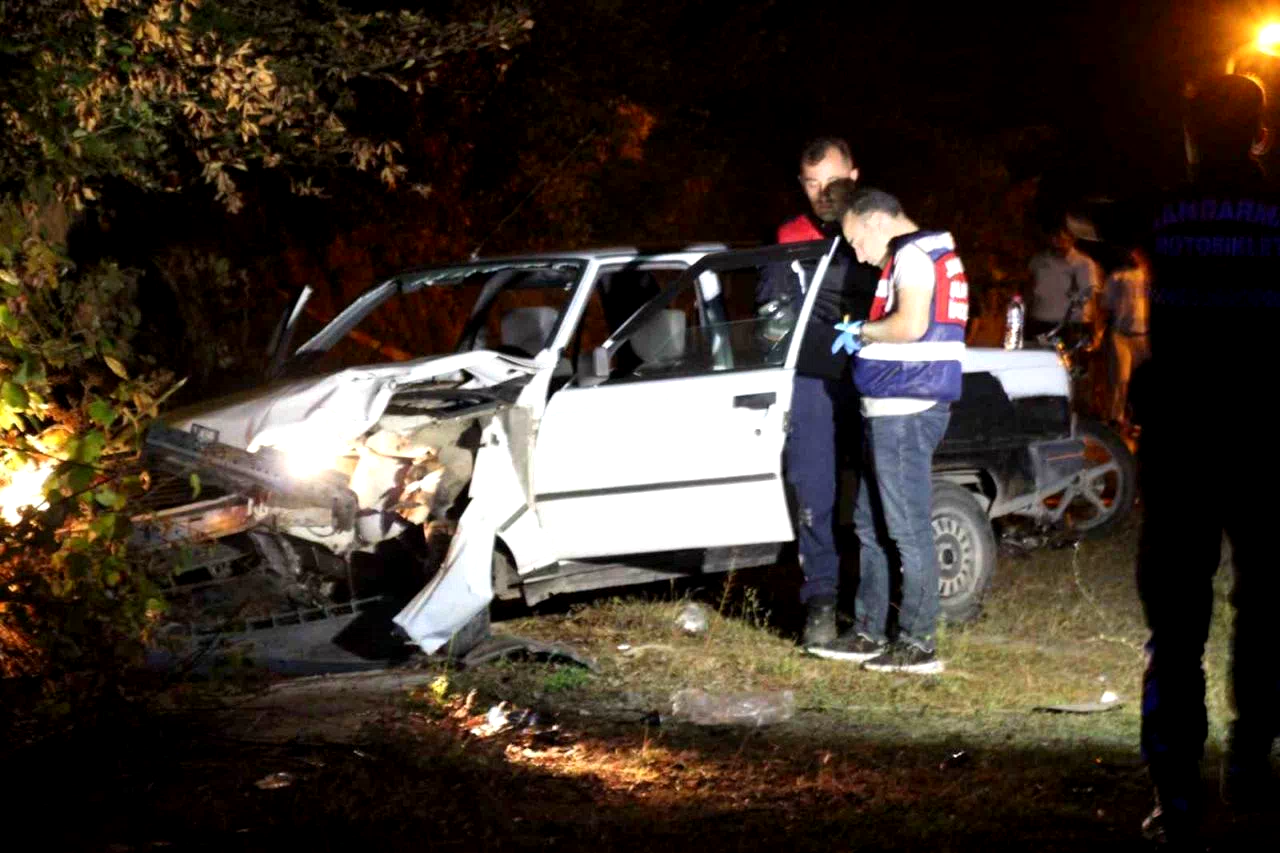 Sakarya’da otomobil ile motosiklet çarpıştı: 1 ölü, 1 yaralı