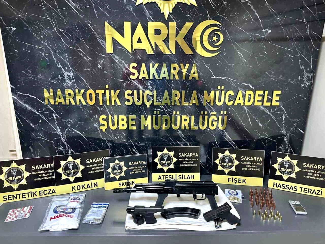 Sakarya’da uyuşturucu ve silah operasyonu: 6 gözaltı