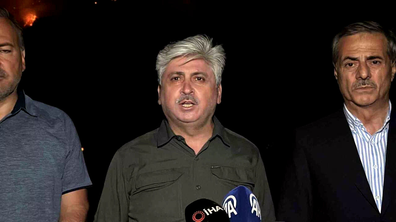 Sakarya Valisi Doğan: “İki mahalleyi boşalttık, yangının ilerlediği mahallede tedbirleri aldık”