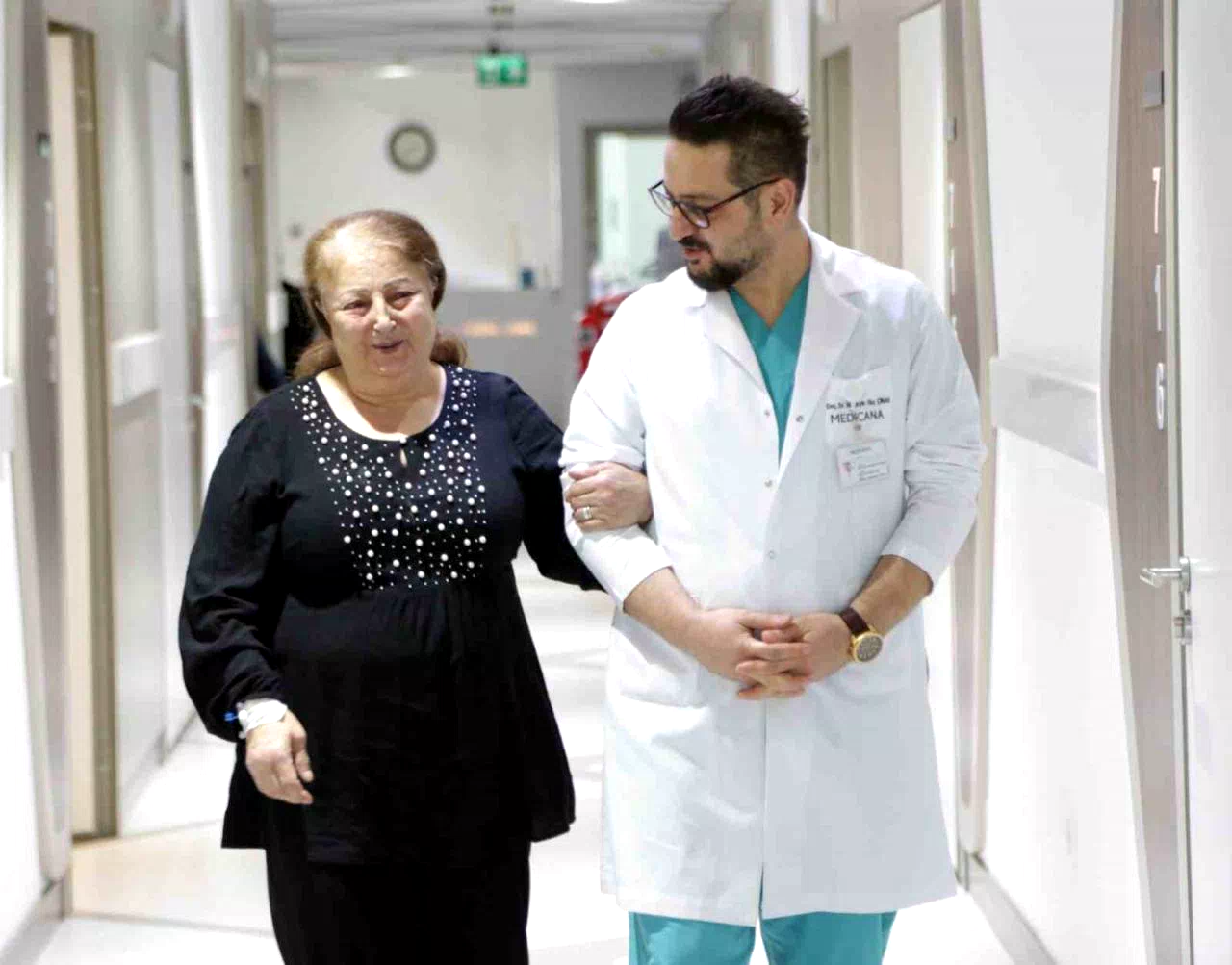 Samsun nefes oldu: İsveç’te cihaza bağlanacaktı, Samsun’da yürüyerek taburcu edildi