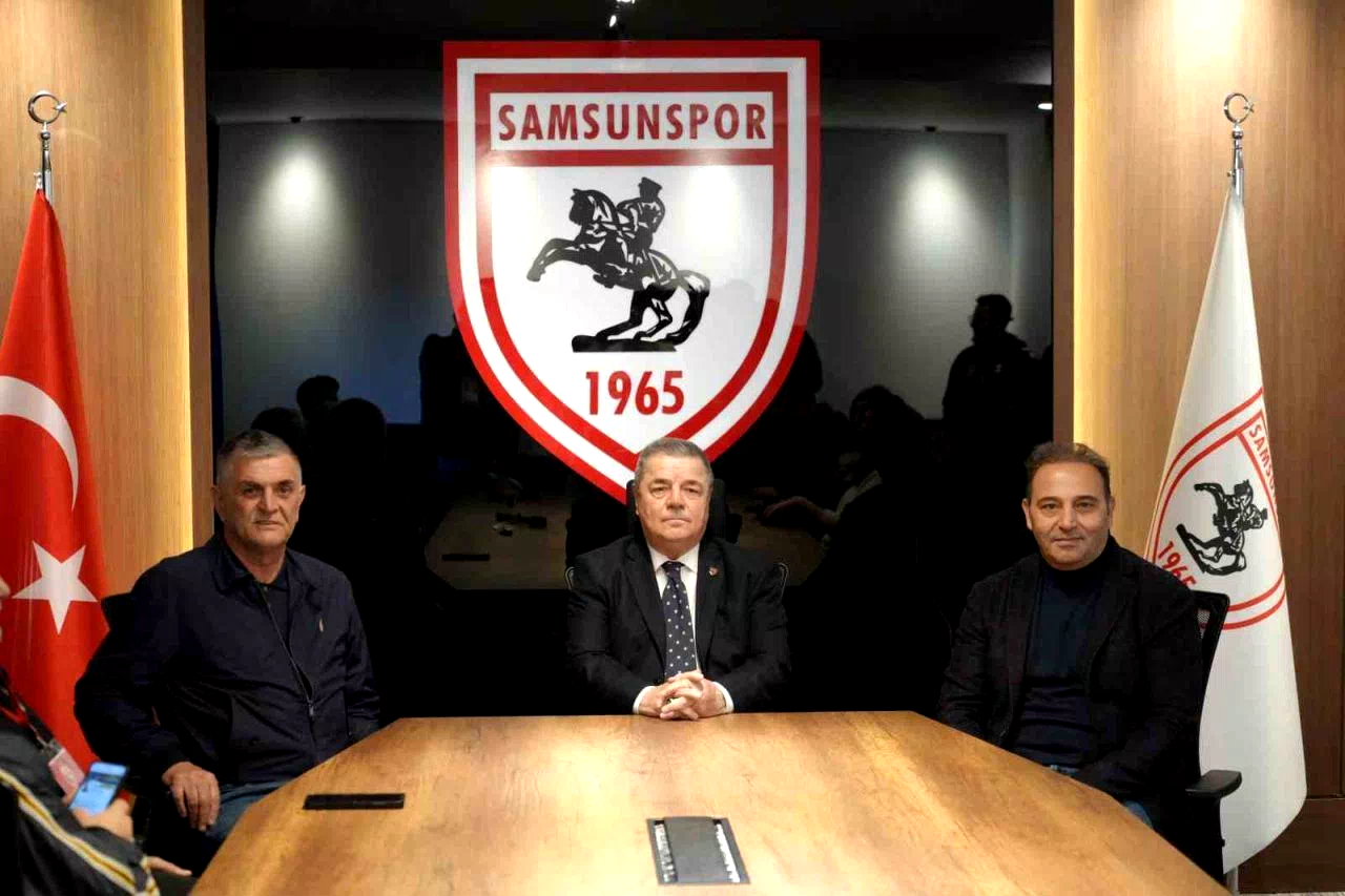Samsunspor yönetimi, ’sözde taraftarlar’dan şikayetçi: “Makyajlı Samsunlular”