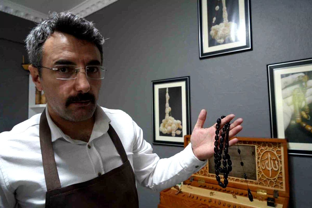 Sanatını dişte, taşta ve ahşapta yaşatıyor