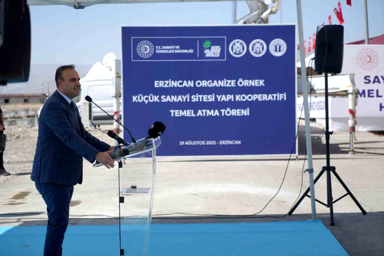 Sanayi ve Teknoloji Bakanı Kacır: “Çok boyutlu sınamalara rağmen ekonomimiz 19 çeyrektir büyümesini kesintisiz sürdürüyor”