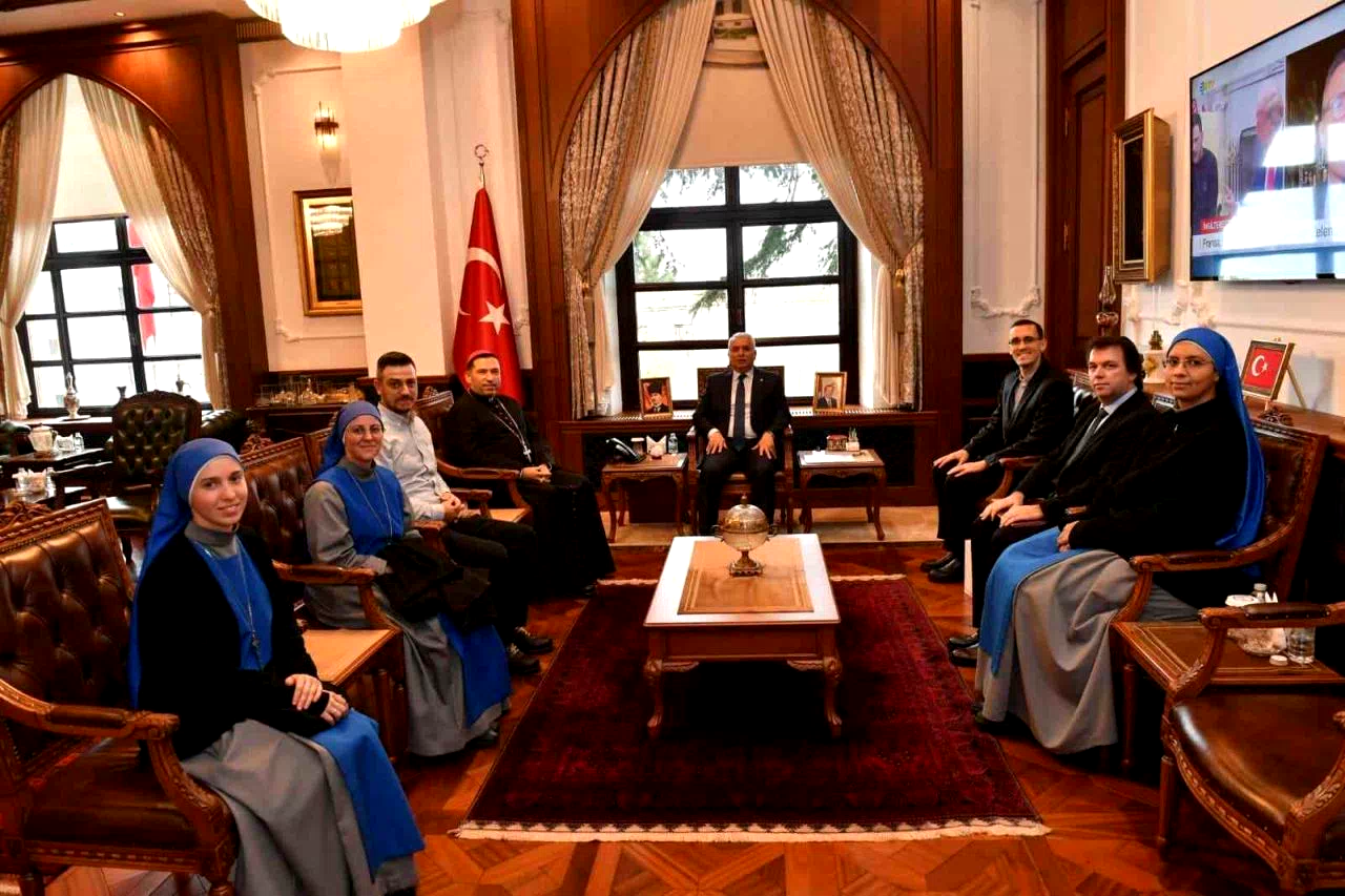 Santa Maria Katolik Kilisesi Episkoposu Antuan Ilgıt’tan Vali Yıldırım’a ziyaret