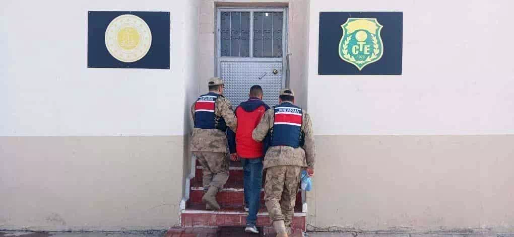 Sarıkamış’ta 2 yıl hapis cezası bulunan 1 kişi yakalandı
