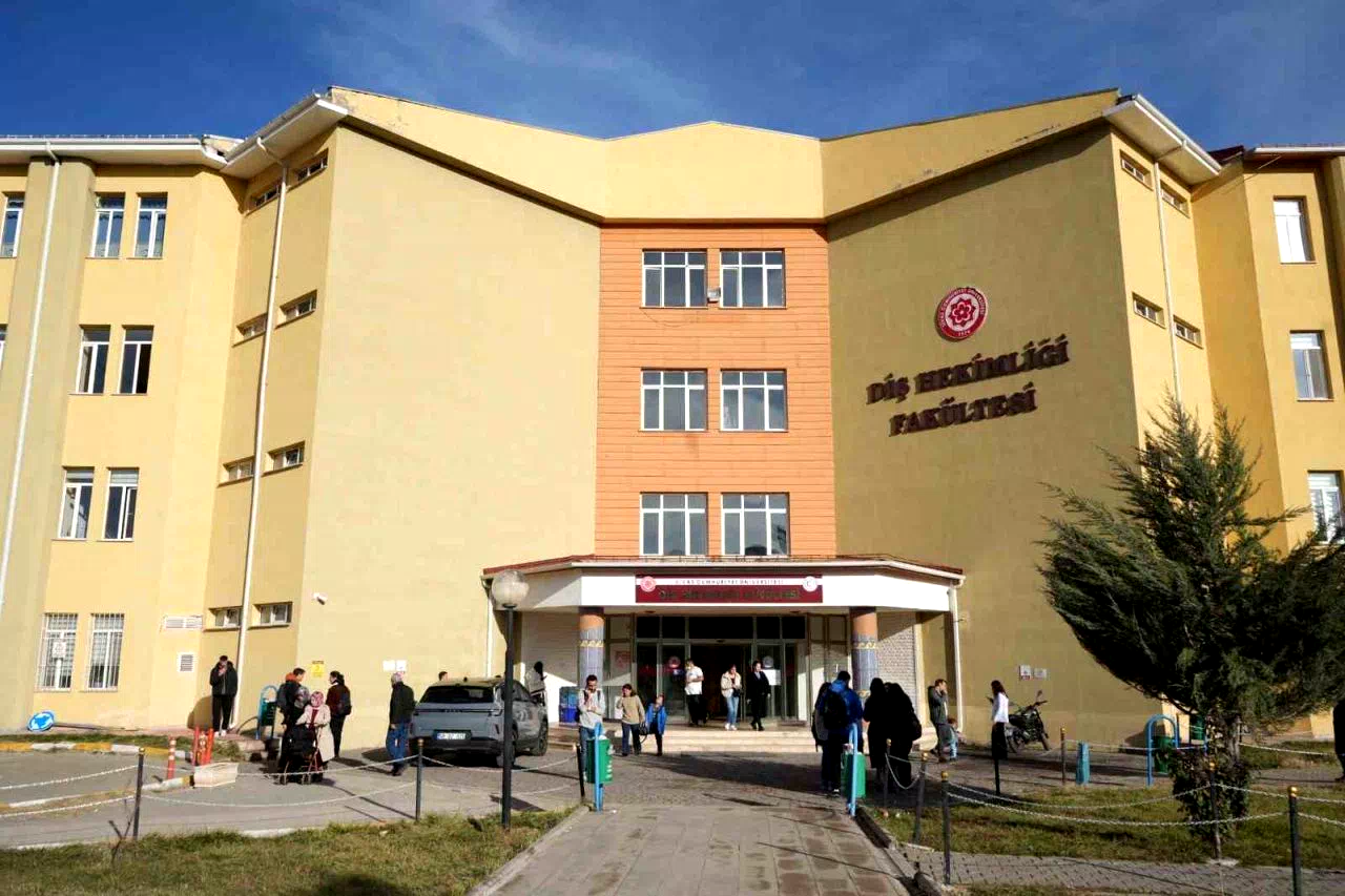 SCÜ Diş Hekimliği Fakültesi, Koşullu Akreditasyon almaya hak kazandı