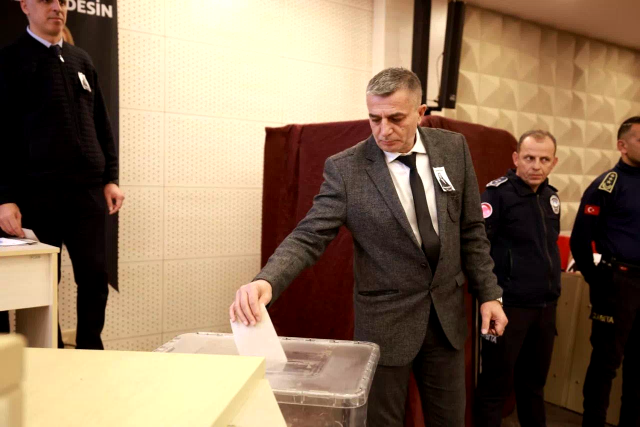 Şehzadeler’in yeni başkanı Hakan Şimşek oldu