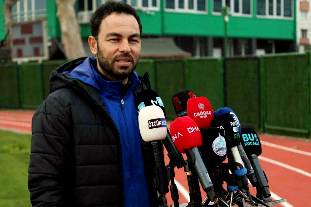 Selçuk İnan: “Fenerbahçe maçında kazanmak için sahaya çıkacağız”