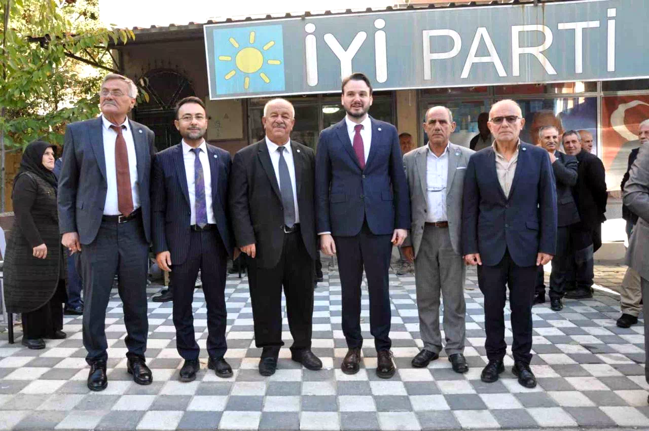 Selendi İYİ Parti’de İlhan Türk dönemi