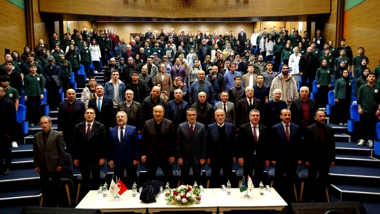 Şenol Güneş: “Yurt dışından iki teklif vardı, kabul etmedim”