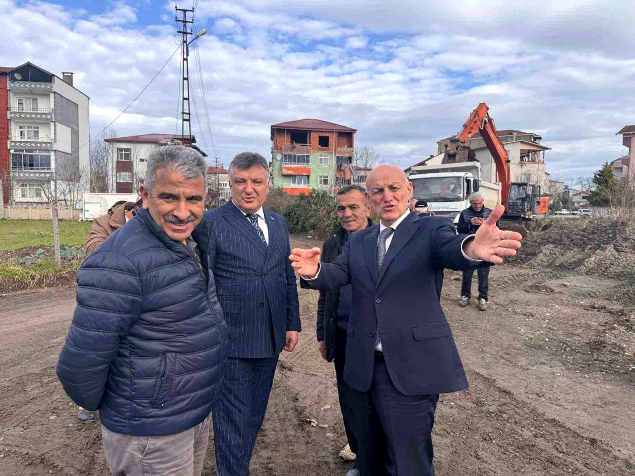 Şenol Kul: “Terme’nin geleceğine yeni yollar açıyoruz”
