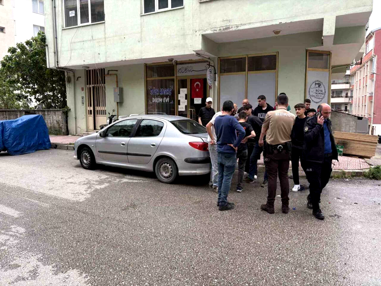 Seyir halindeki otomobil alevlere teslim oldu