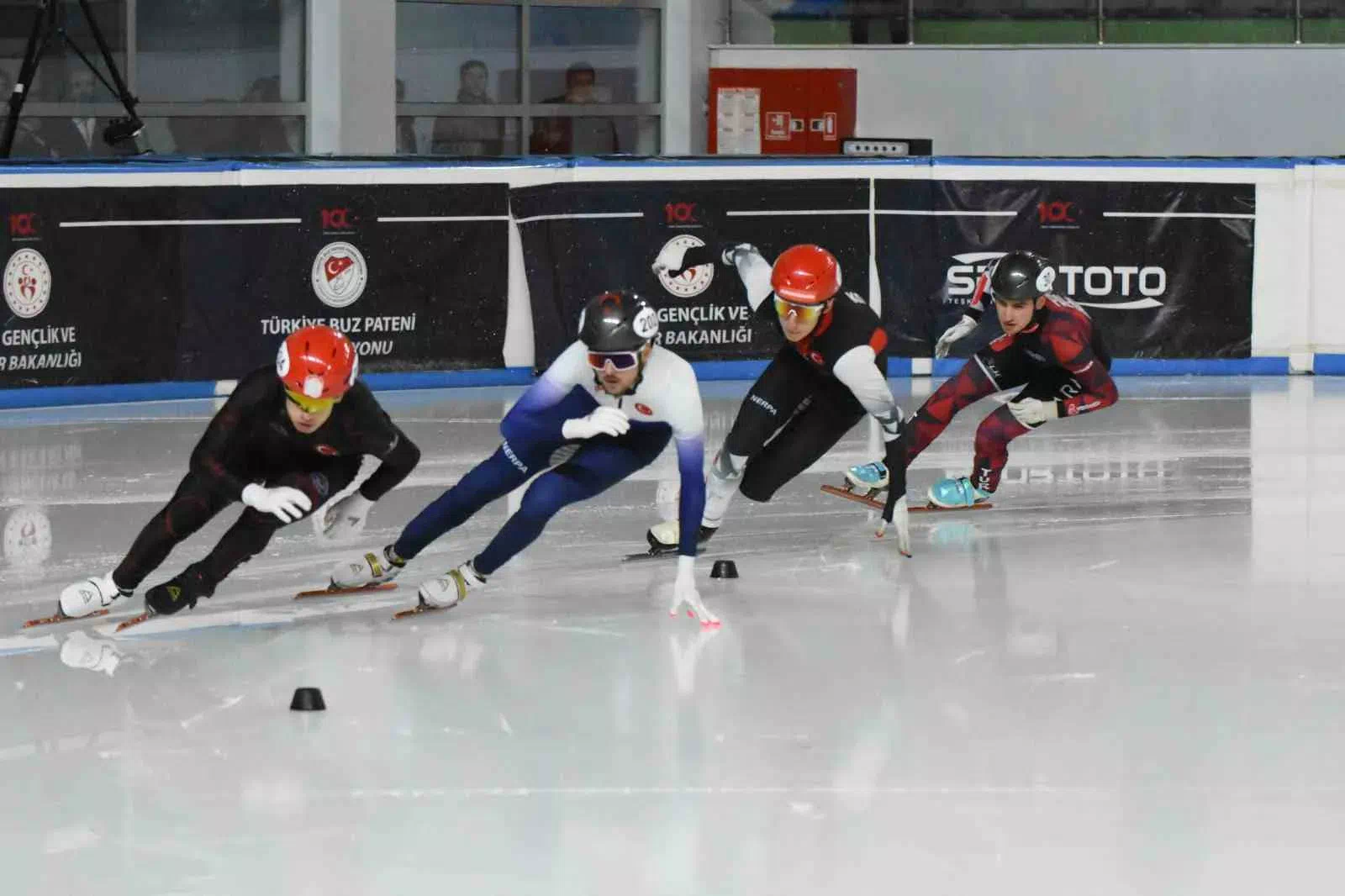 Short Track Türkiye Şampiyonası Erzurum’da Heyecan Dolu Başladı!