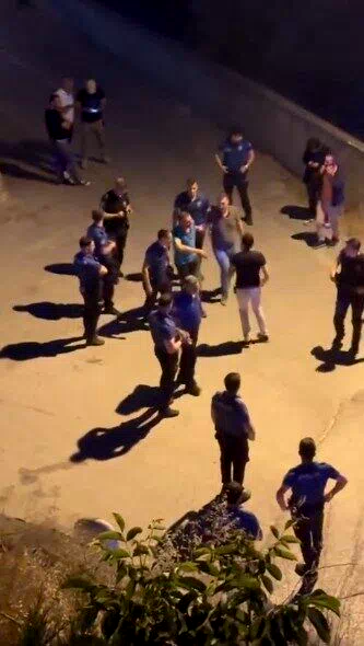 Silahlı şahıs polise direndi, teslim oldu