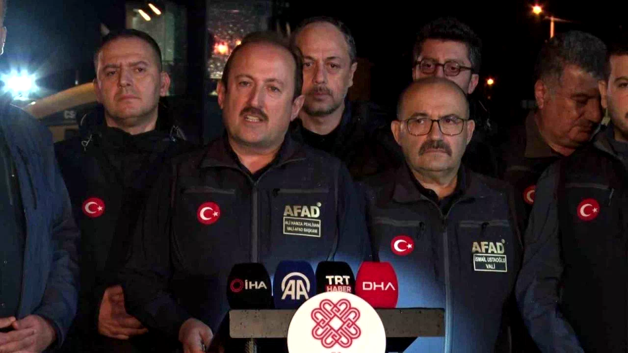 Sındırgı’da 10 dönümlük alana konteyner kent kuruluyor