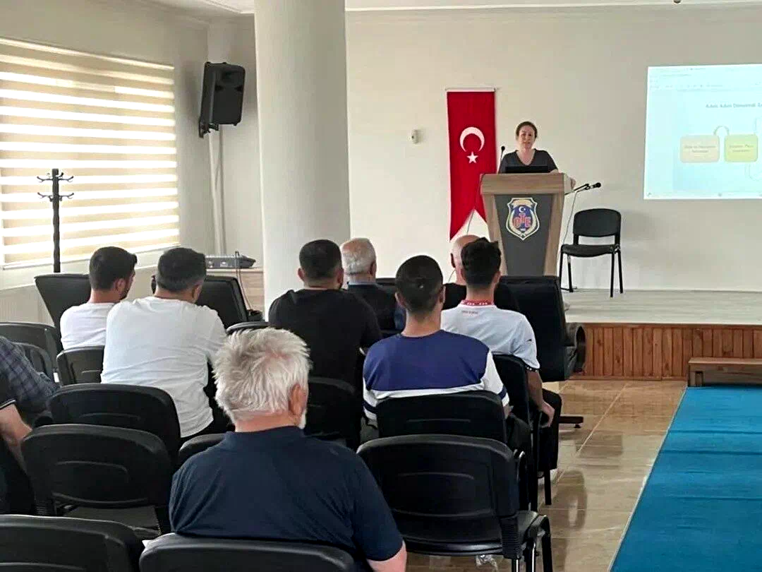 Sinop’ta hükümlülere denetimli serbestlik anlatıldı