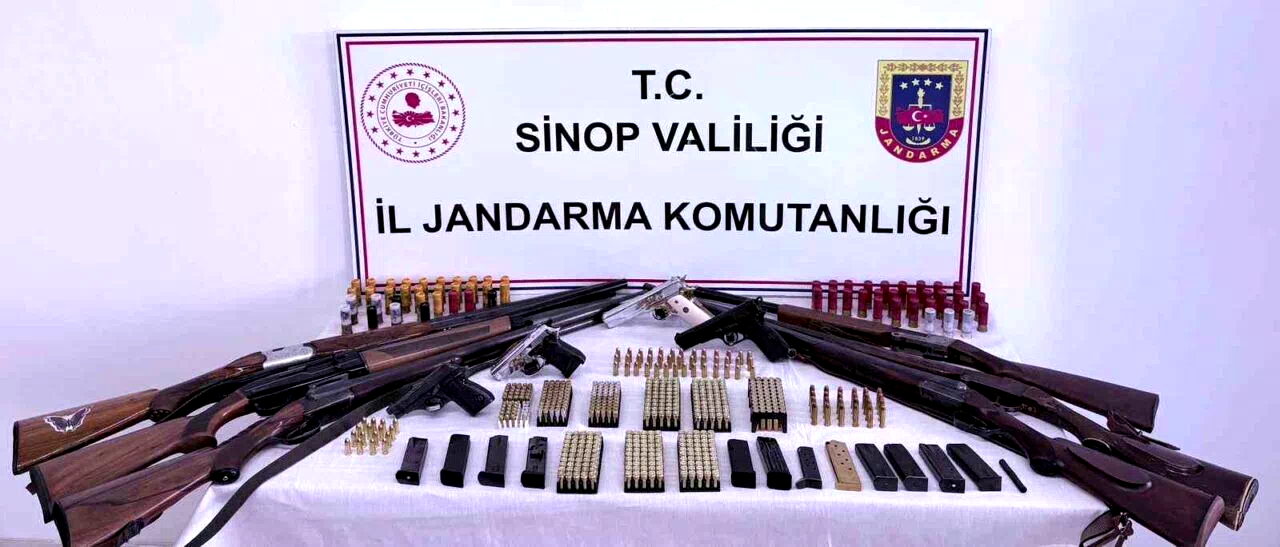 Sinop’ta kaçak silah ve ürün operasyonu: 5 gözaltı