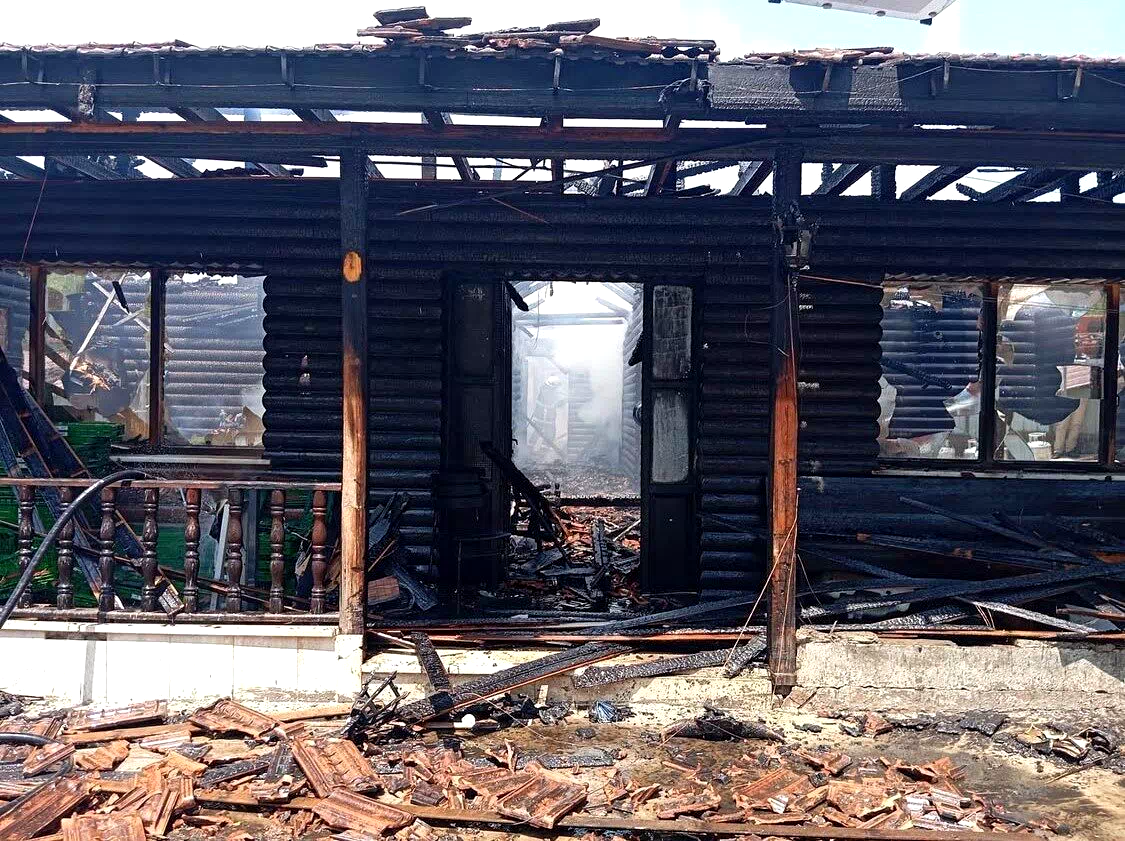 Sinop’ta kereste fabrikasında yangın: Yemekhane küle döndü