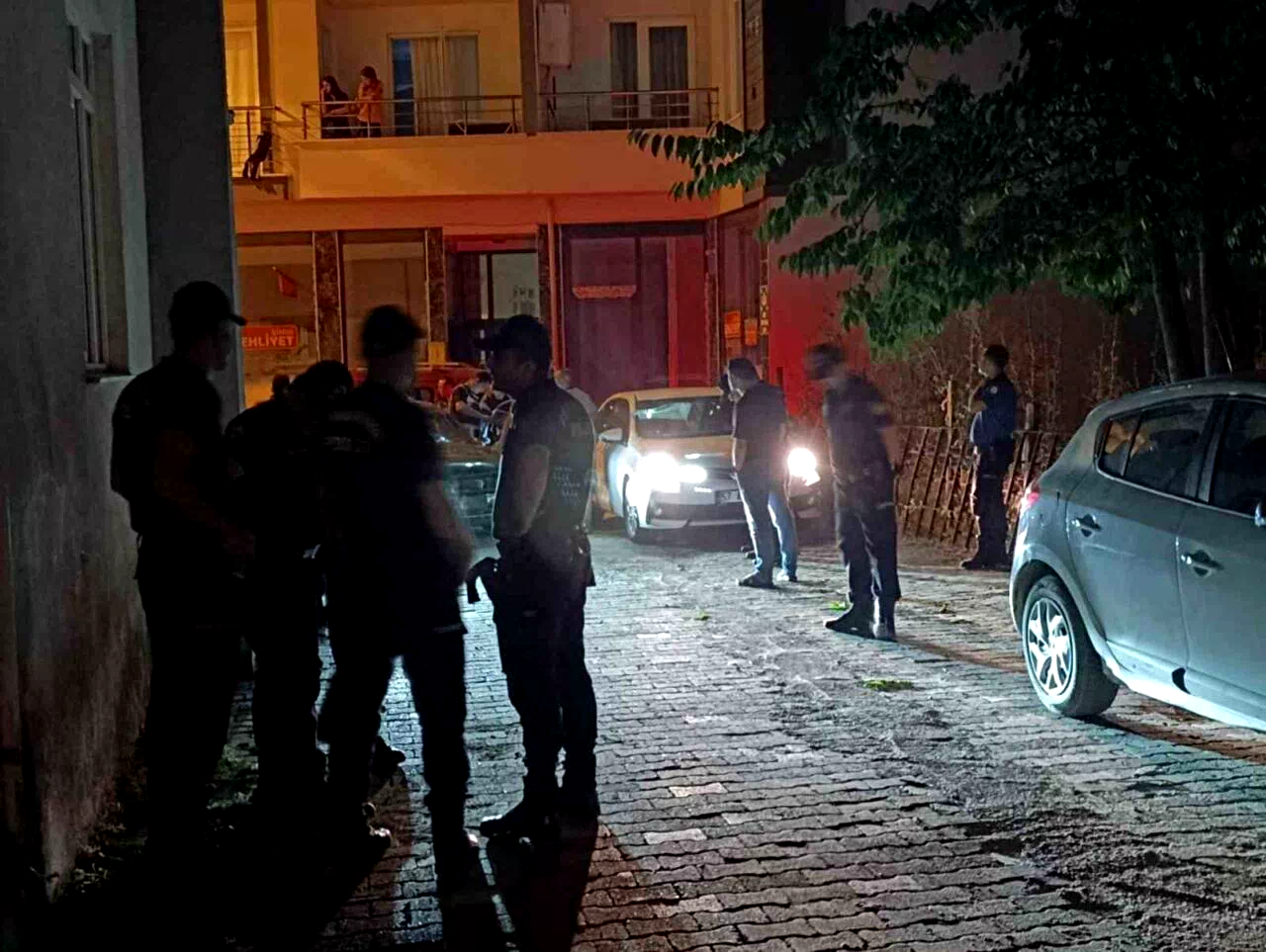 Sinop’ta ’kız meselesi’ yüzünden muştalı kavga: 1 yaralı