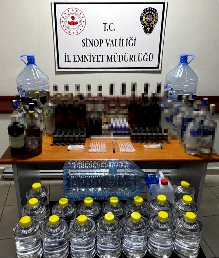 Sinop’ta litrelerce kaçak ürün ele geçirildi