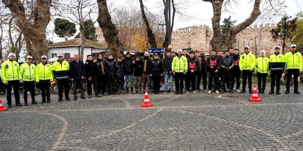 Sinop’ta motosikletli kuryelere hayat kurtaran uyarılar