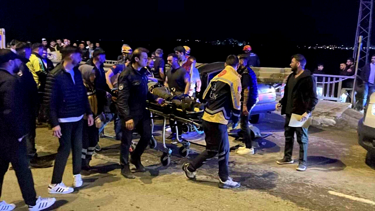 Sivas’ta feci kaza: Tofaş bariyere ok gibi saplandı, sürücüsü yaralandı