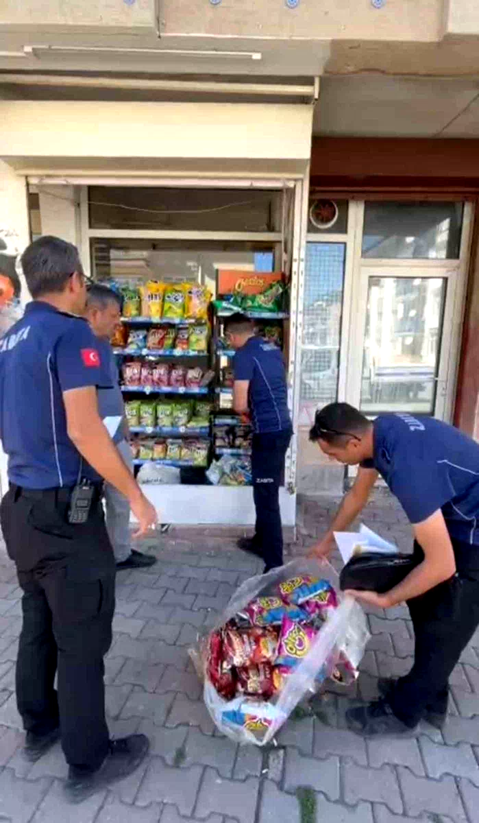 Sivas’ta son tüketim tarihi geçmiş cipslere el konuldu