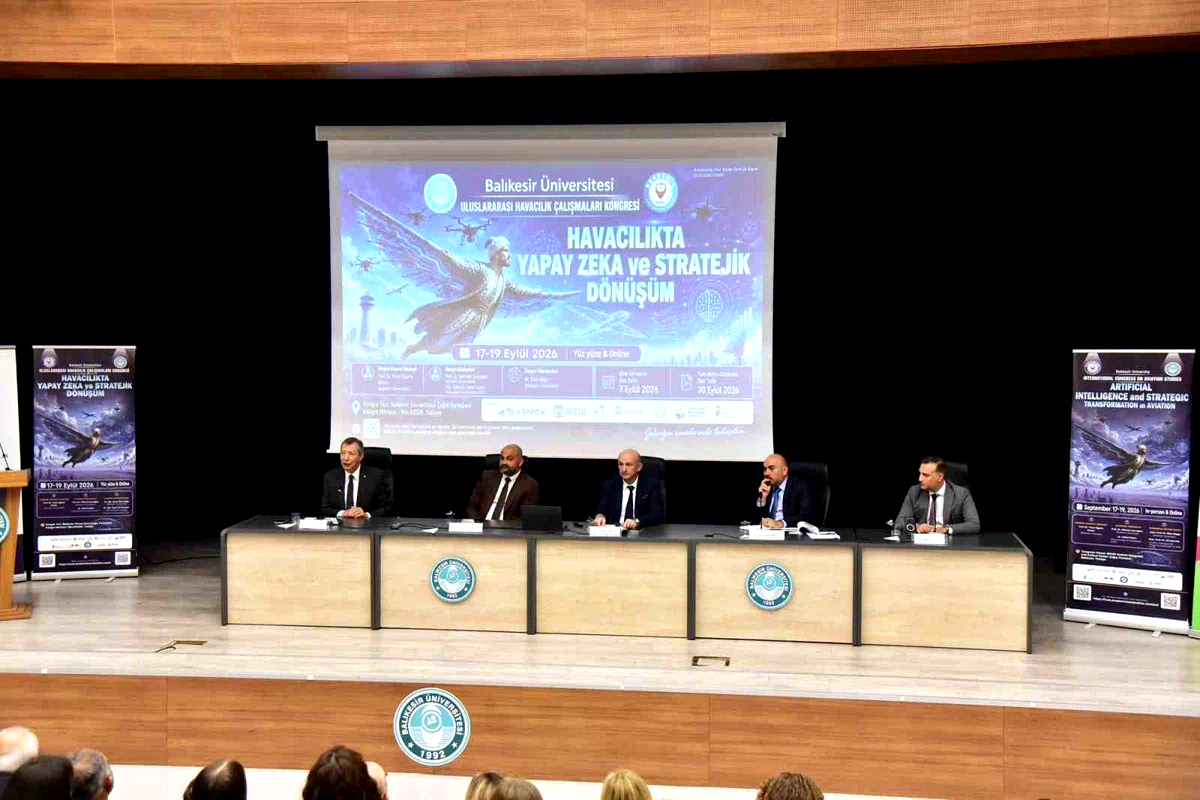 Sivil havacılığın geleceği Balıkesir’de masaya yatırıldı