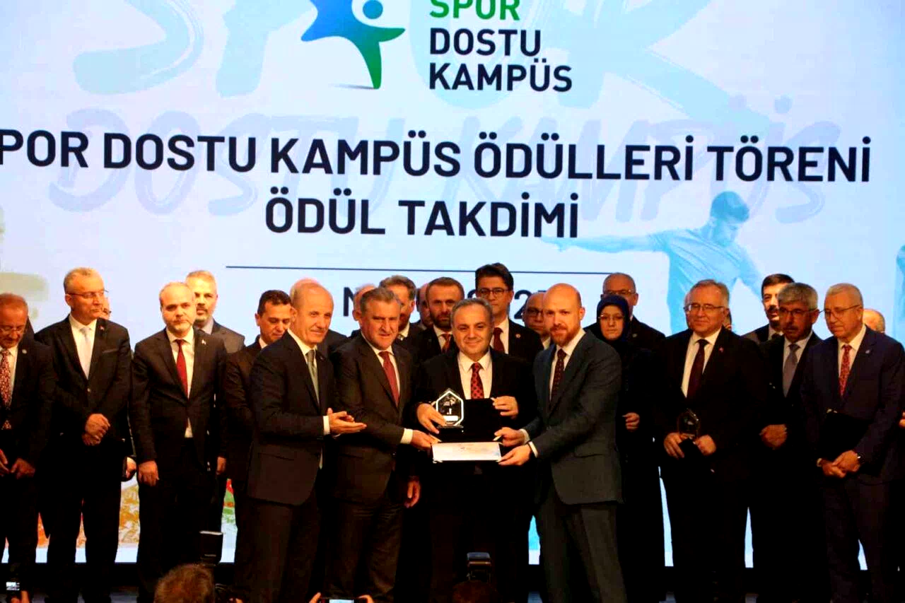 Spor Dostu Kampüs Sertifika Töreni, Rize’de düzenlendi
