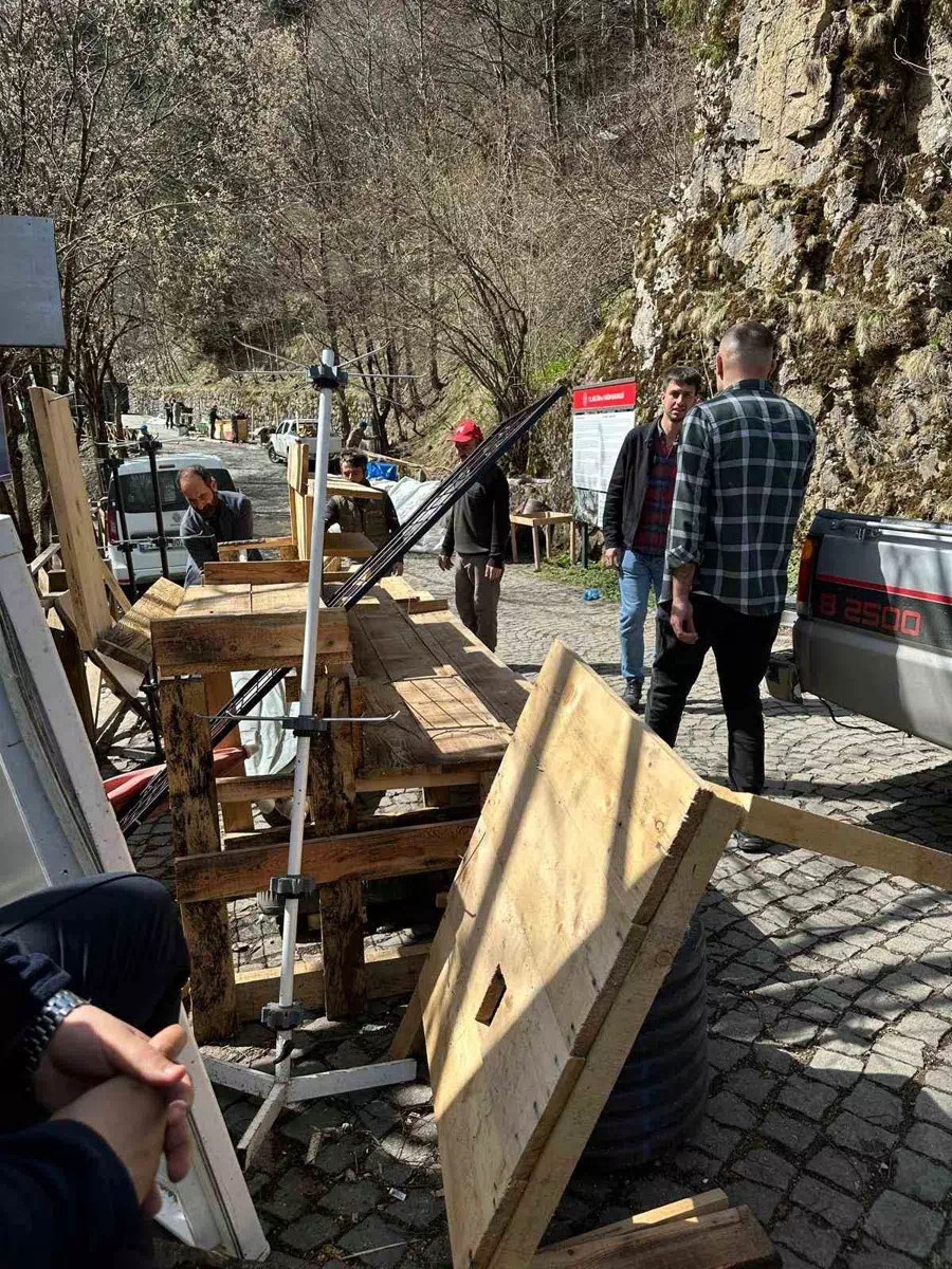 Sümela Manastırı Çevresindeki Seyyar Satış Tezgahları Kaldırıldı