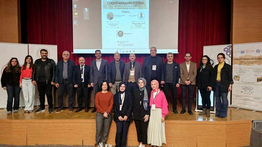 “Tarihi Mirasın İzinde: Teorik ve Uygulamalı Tarih Araştırmaları” paneli gerçekleştirildi