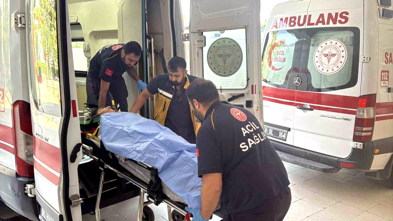 Tarım işçilerini taşıyan minibüs uçuruma yuvarlandı: 3 ölü, 4’ü ağır 18 yaralı