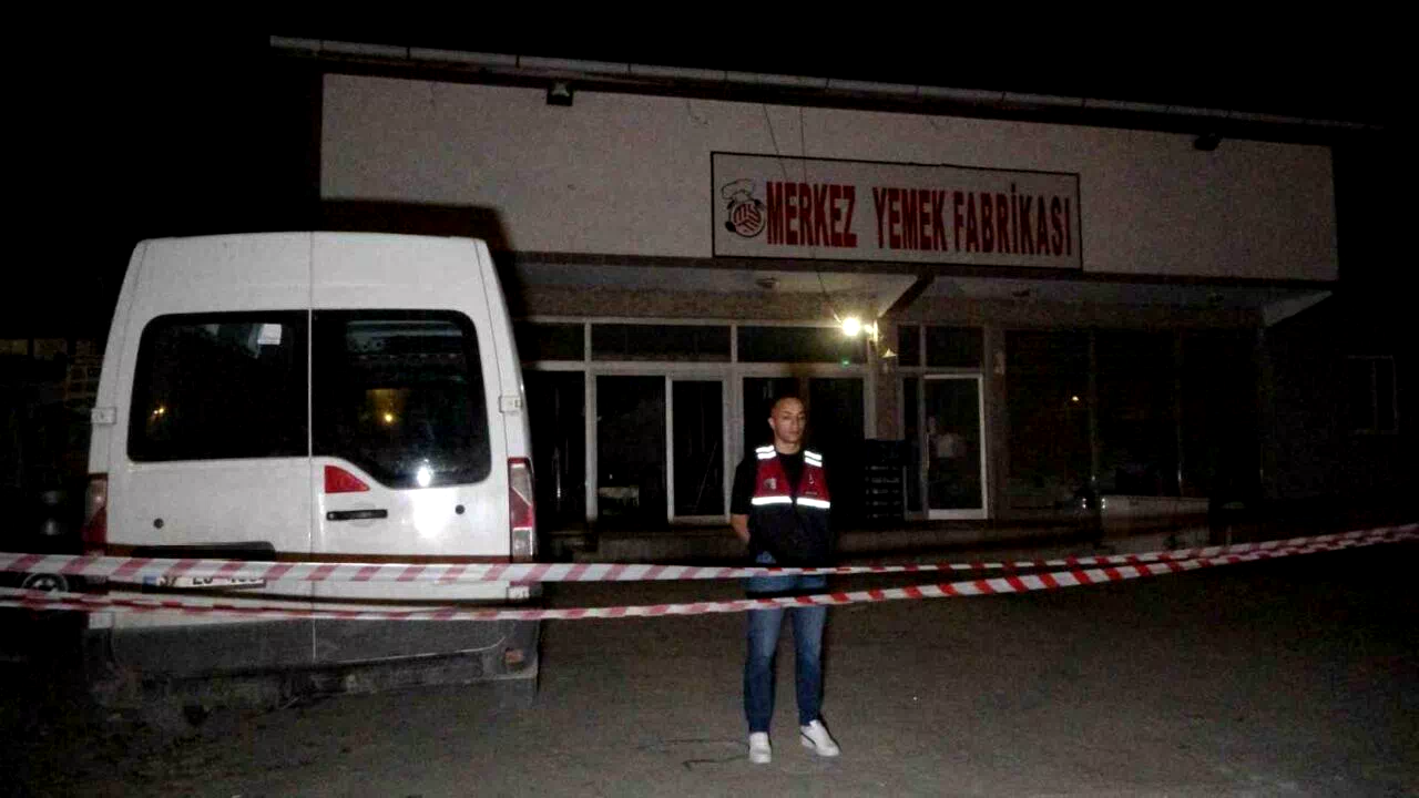 Tartıştığı şahsın çalıştığı iş yerini basıp kurşun yağdırdı: 1 ölü