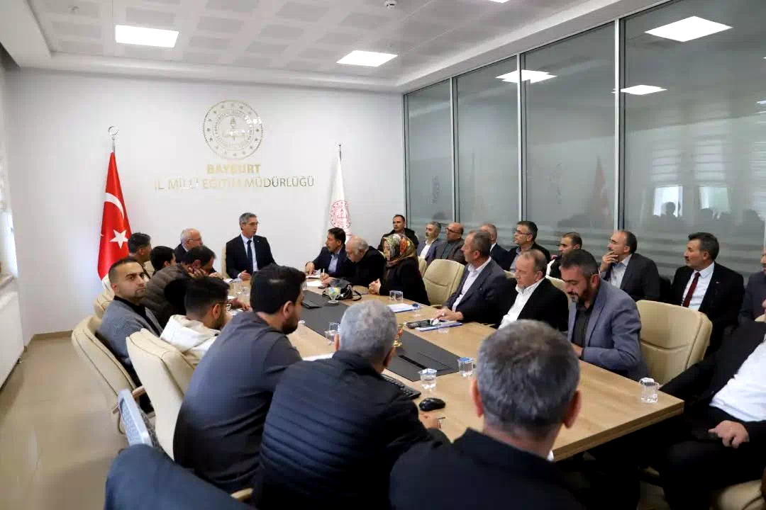 Taşımalı eğitimle ilgili çalışmalar toplantıda görüşüldü