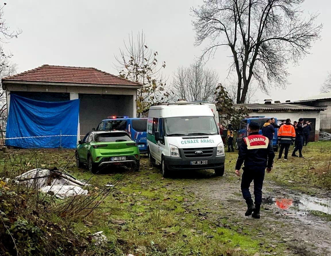 Tavuk çiftliğinde kendisini asarak yaşamına son verdi