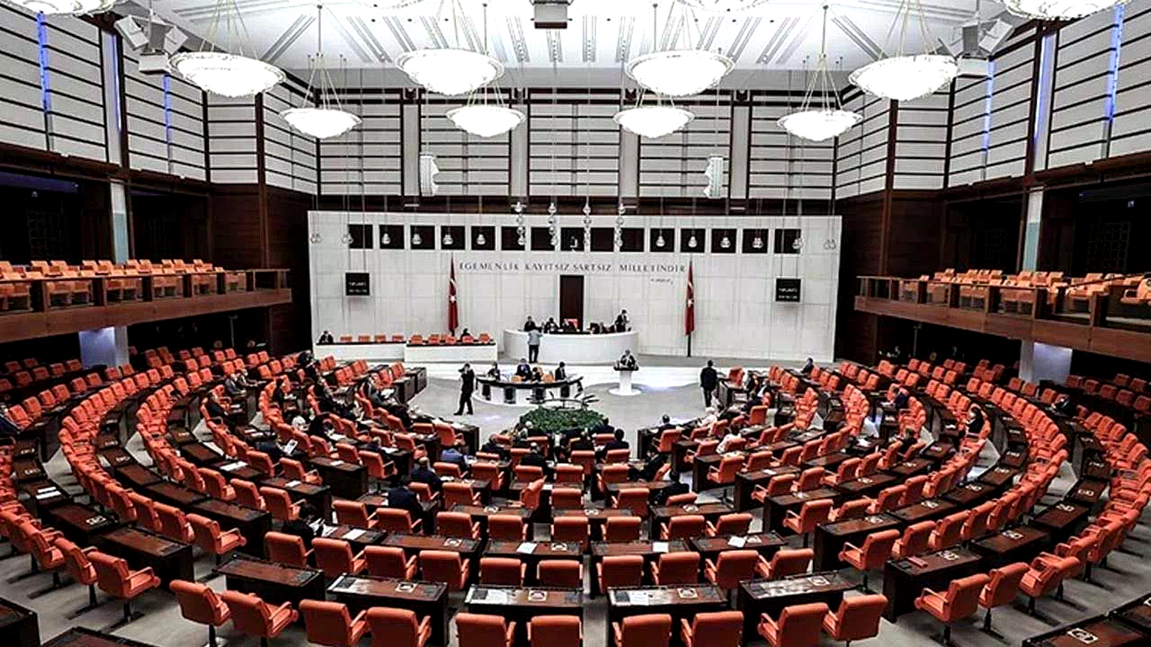 TBMM’ye 18 milletvekili hakkında 21 dokunulmazlık dosyası sunuldu