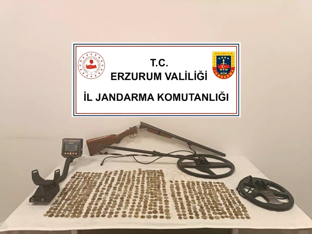 Tekman’da tarihi eser kaçakçılığı operasyonu
